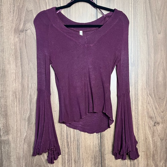 Free People Intimates So Dramatic Bell-Sleeve V Neck Long-sleeve Top - Picture 5 of 8